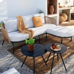 Chiquito & Ivy Conjunto Lounge