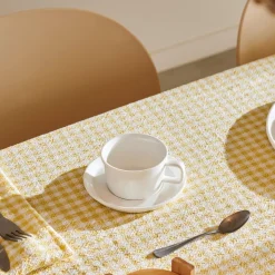 Marea Taza Y Plato Blanco