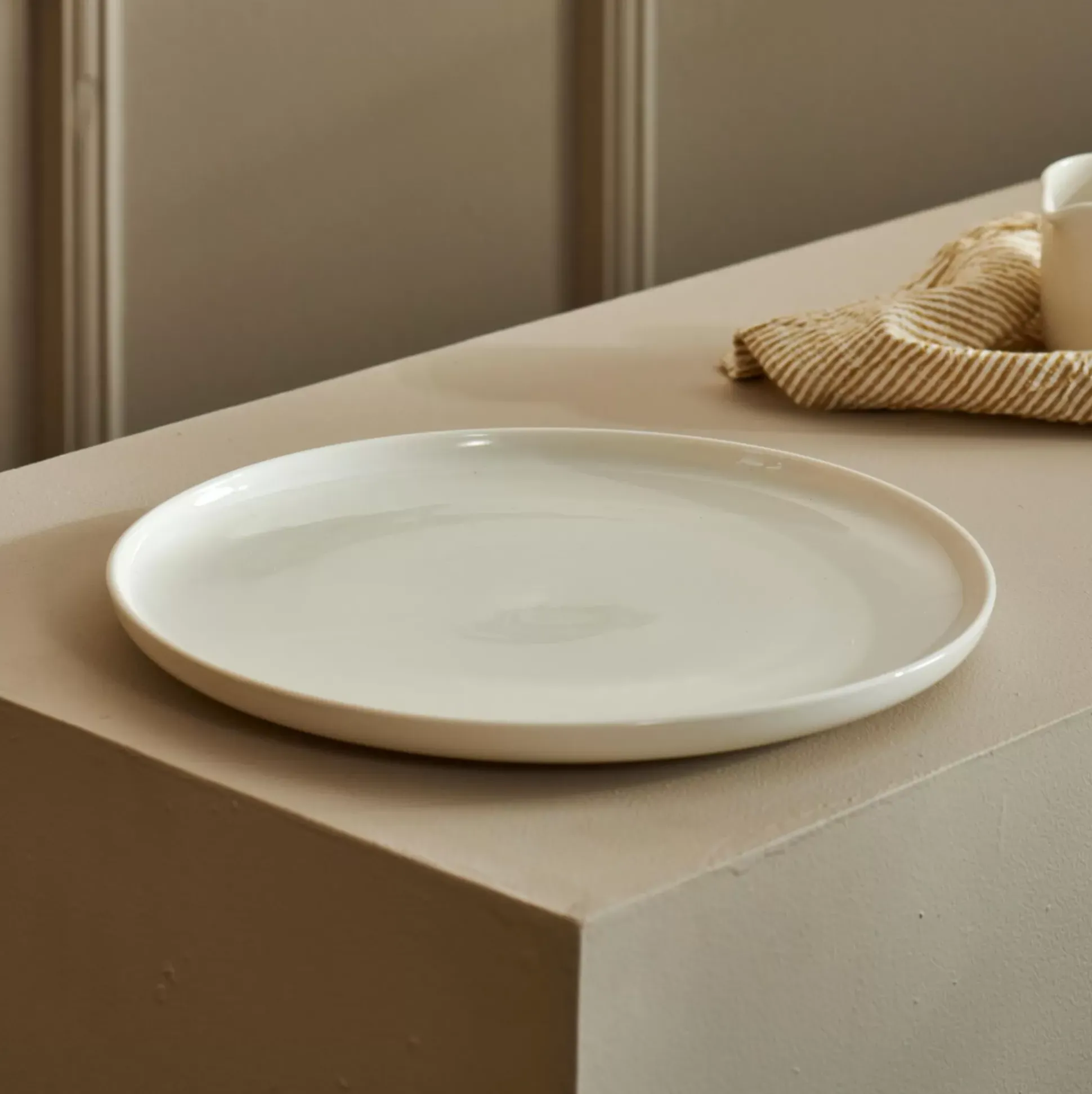 Moon Plato Blanco